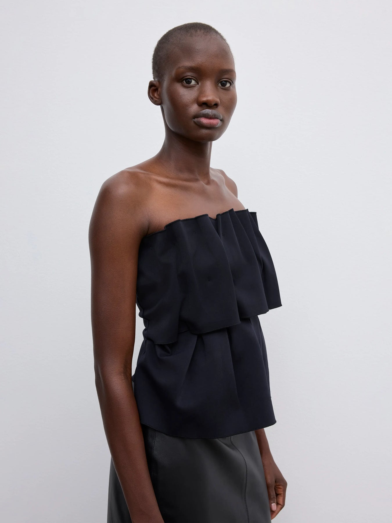 Sculpted Tube Top - Black