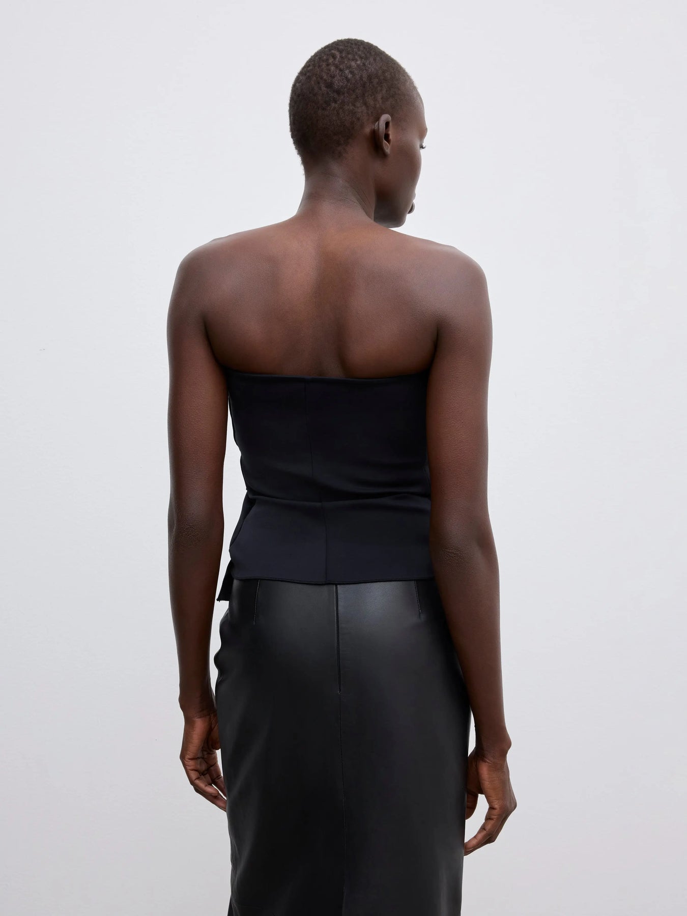 Sculpted Tube Top - Black