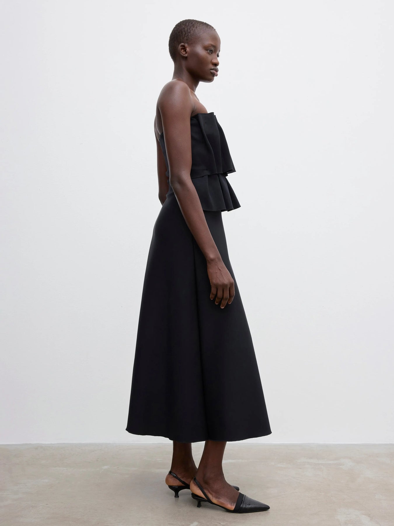 Sculpted Tube Dress - Black