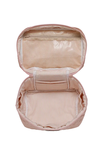 Sanda Makeup Case
Blush - Blush