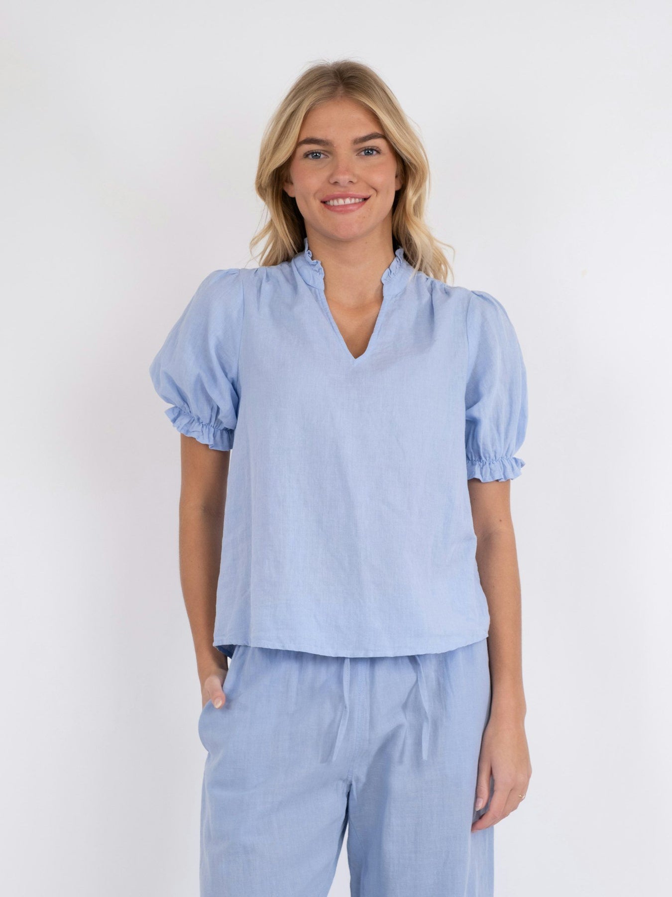 Odesa Linen Blouse - Light Blue