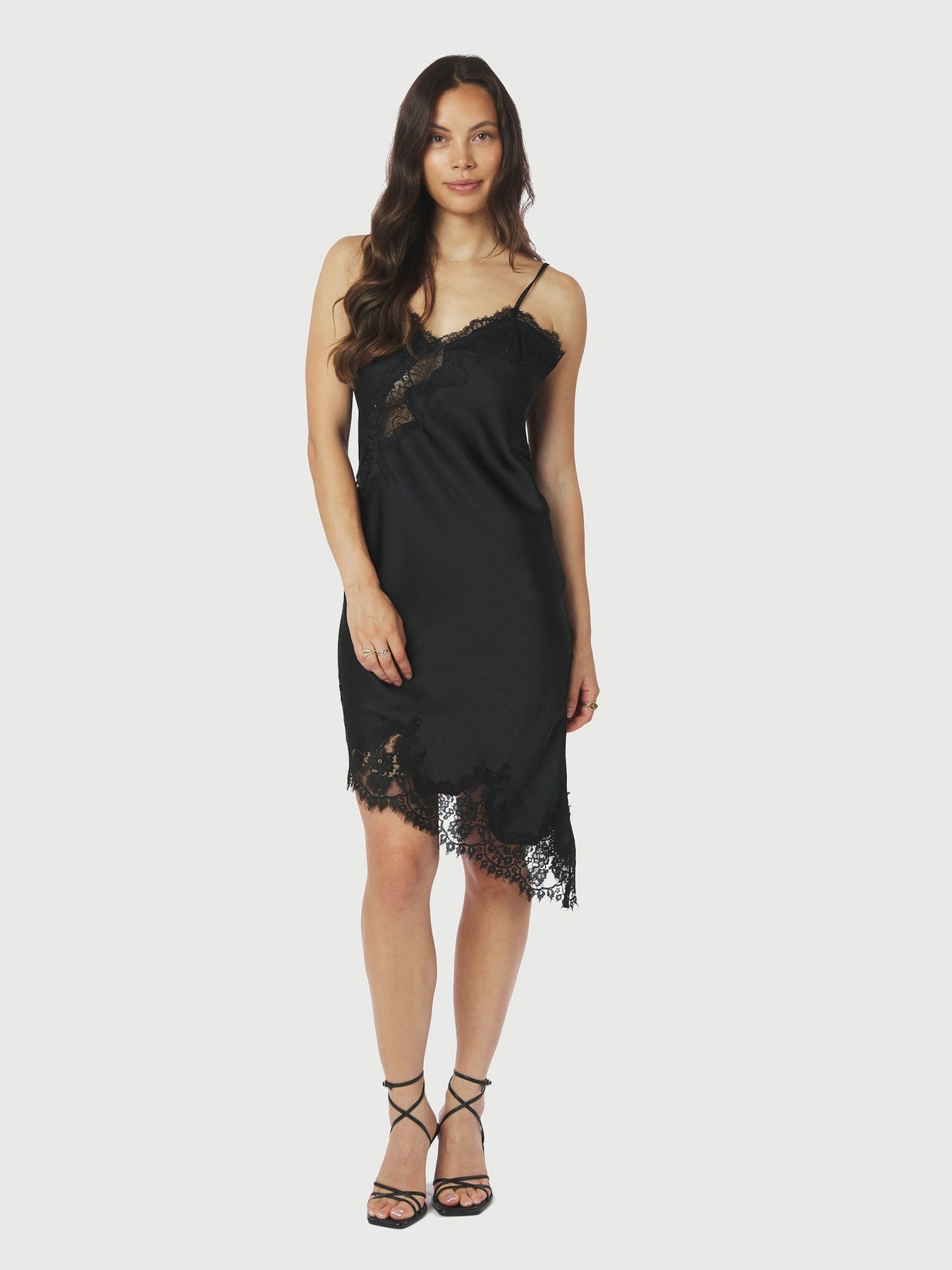Sorelle Lace Dress - Black