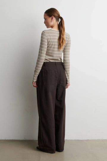 Flyra O-Neck Tee - Demitasse