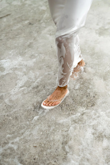 Envelope1976 x Sleepers - Cream / Transparent