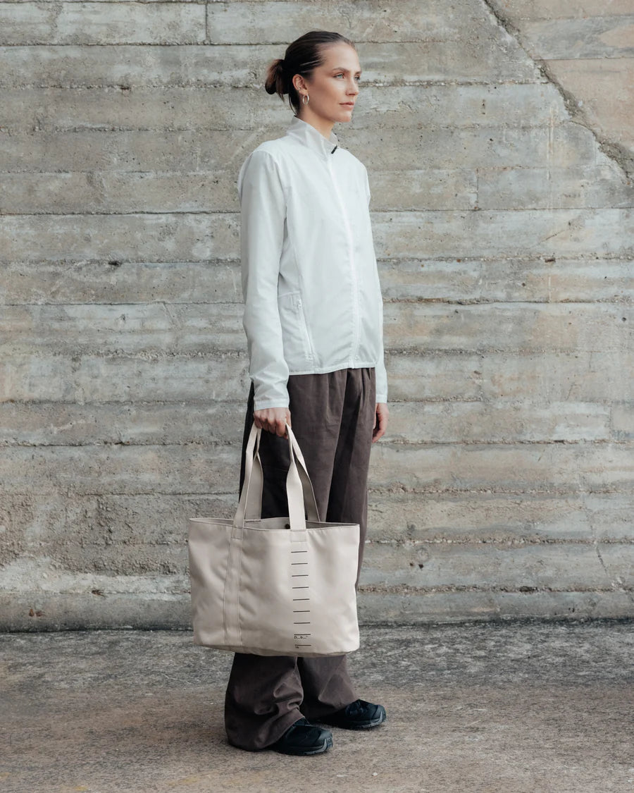 Essential Tote 16L - Fogbow Beige
