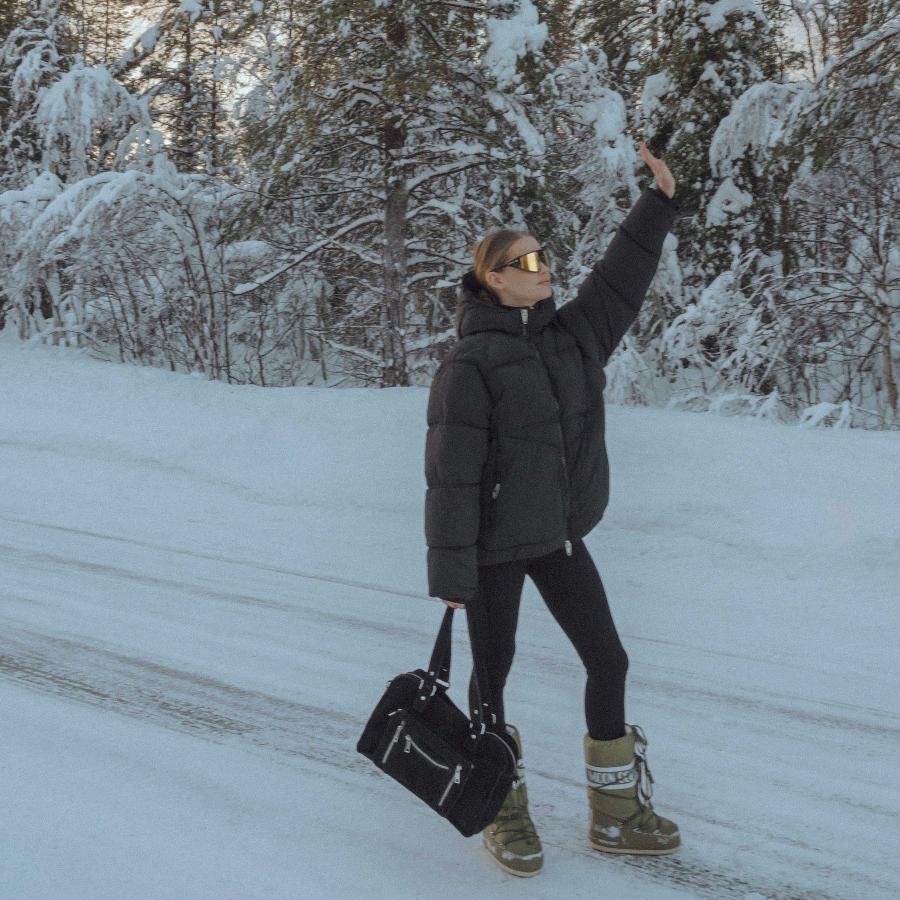 Mille New Suede - Black