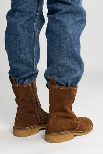 T6958 - Brown Suede