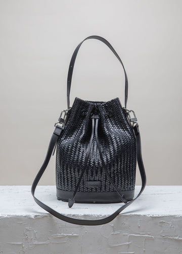 Gaya - Black