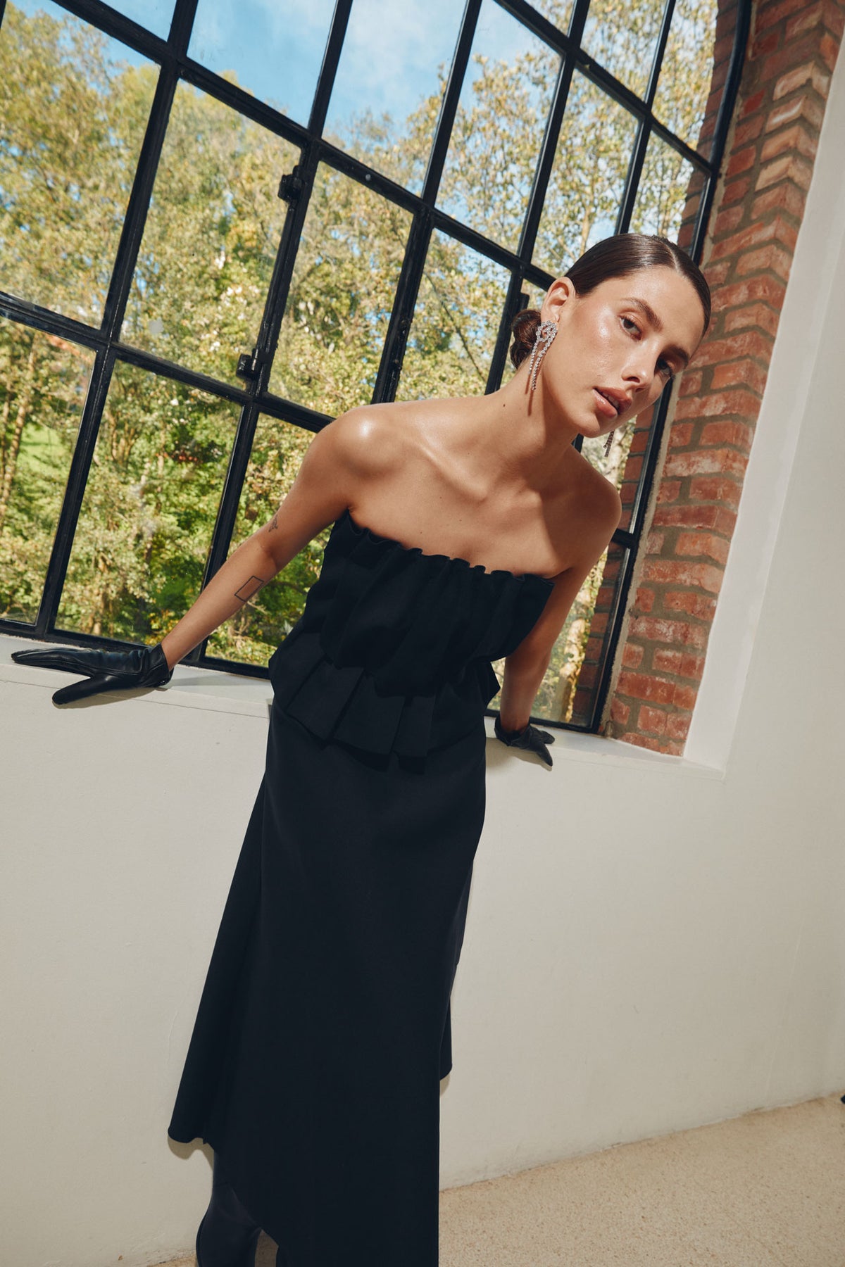 Sculpted Tube Dress - Black