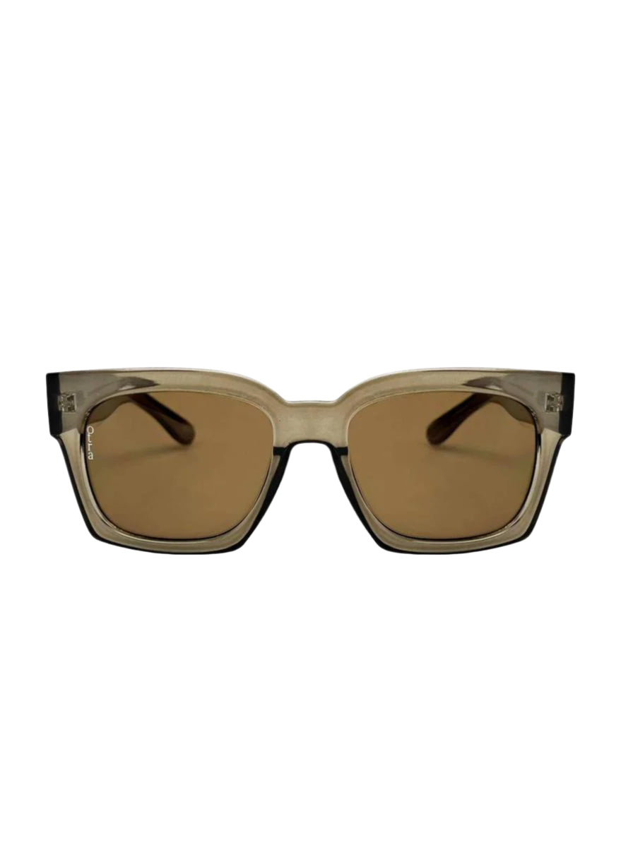 Kori, Trans Olive/Brown Fade