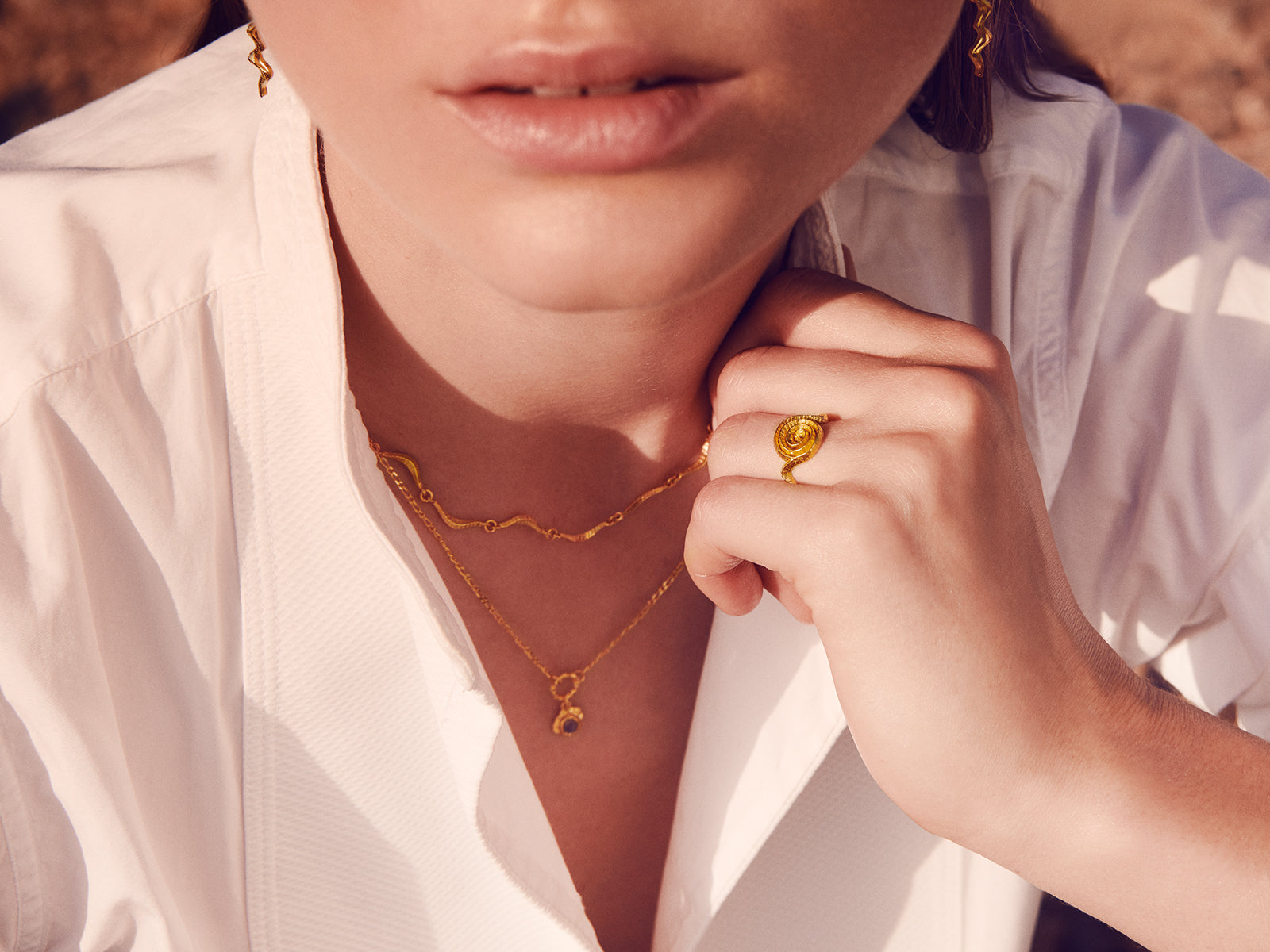 Ula Necklace - Gold - Maanesten - Tilbehør - VILLOID.no
