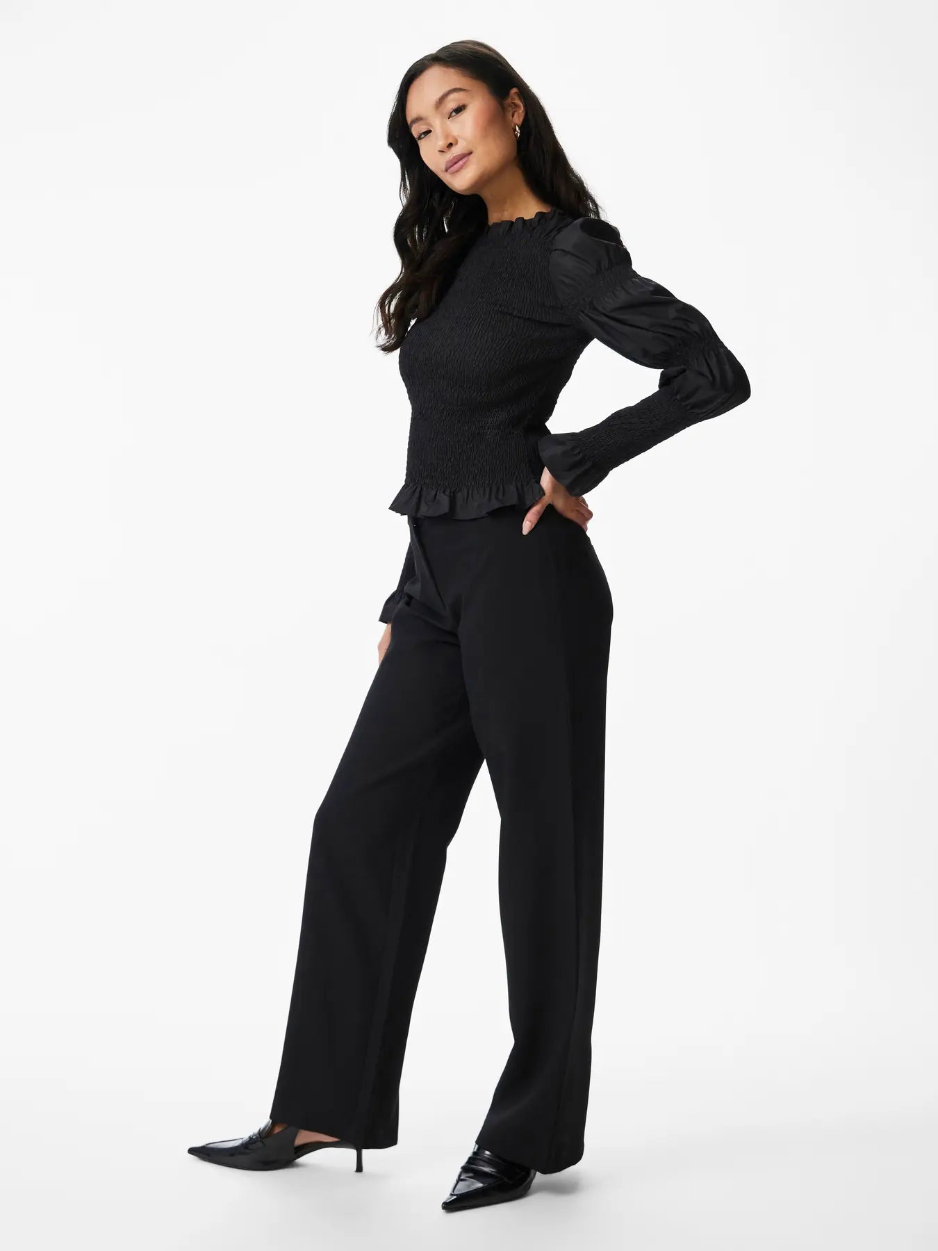 Yaschemma Ls Smock Top - Black