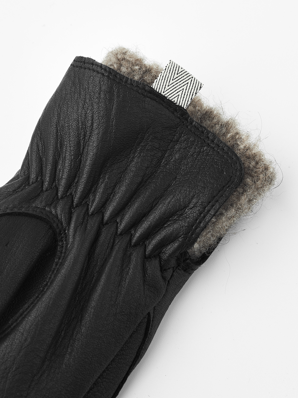 Tiril Mitt - Black