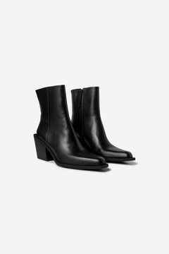 Jaxie Boot - Black