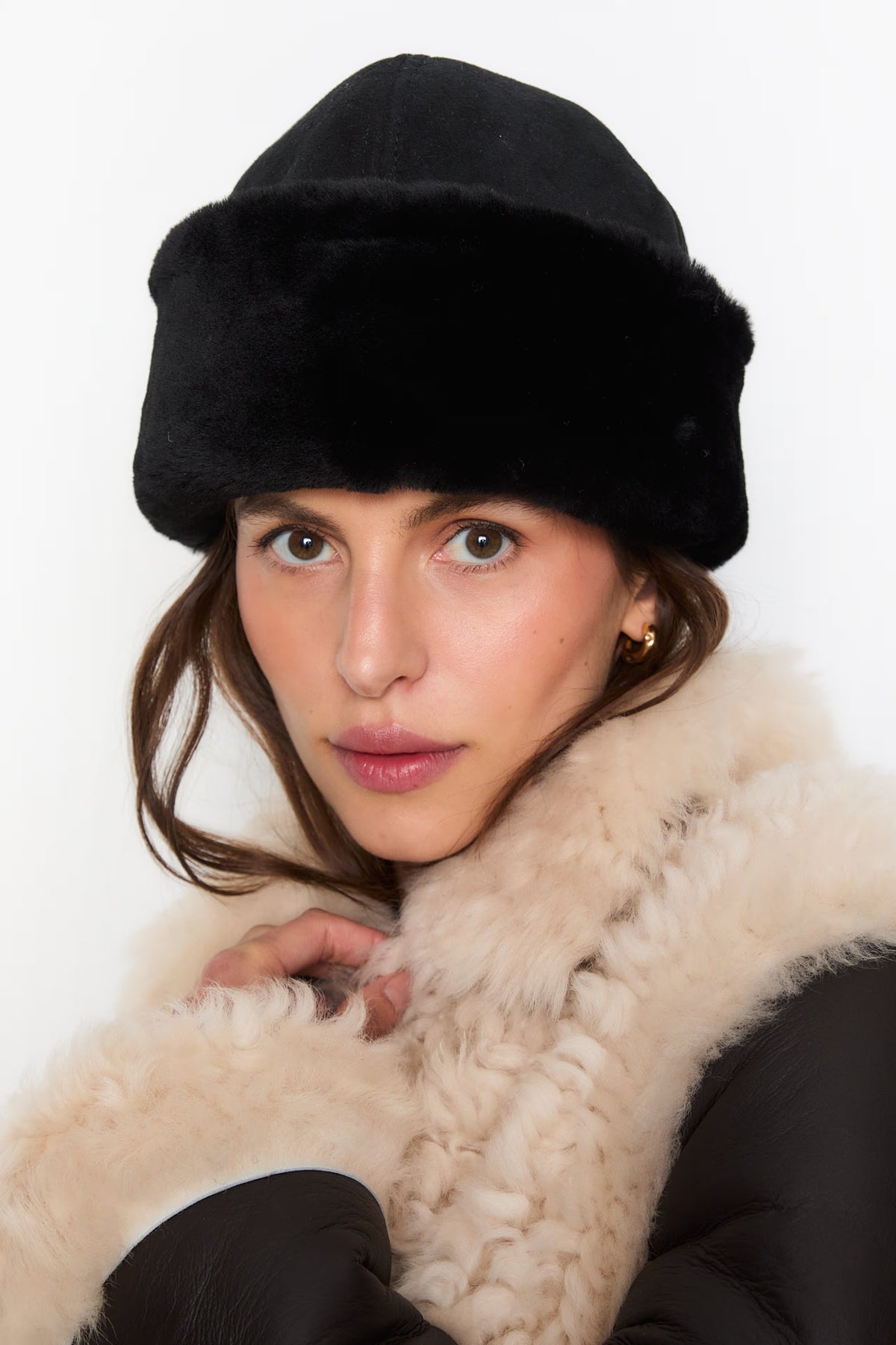 Azta Beanie - Black Suede