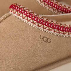 W Tasman II - Sand / Dark Cherry