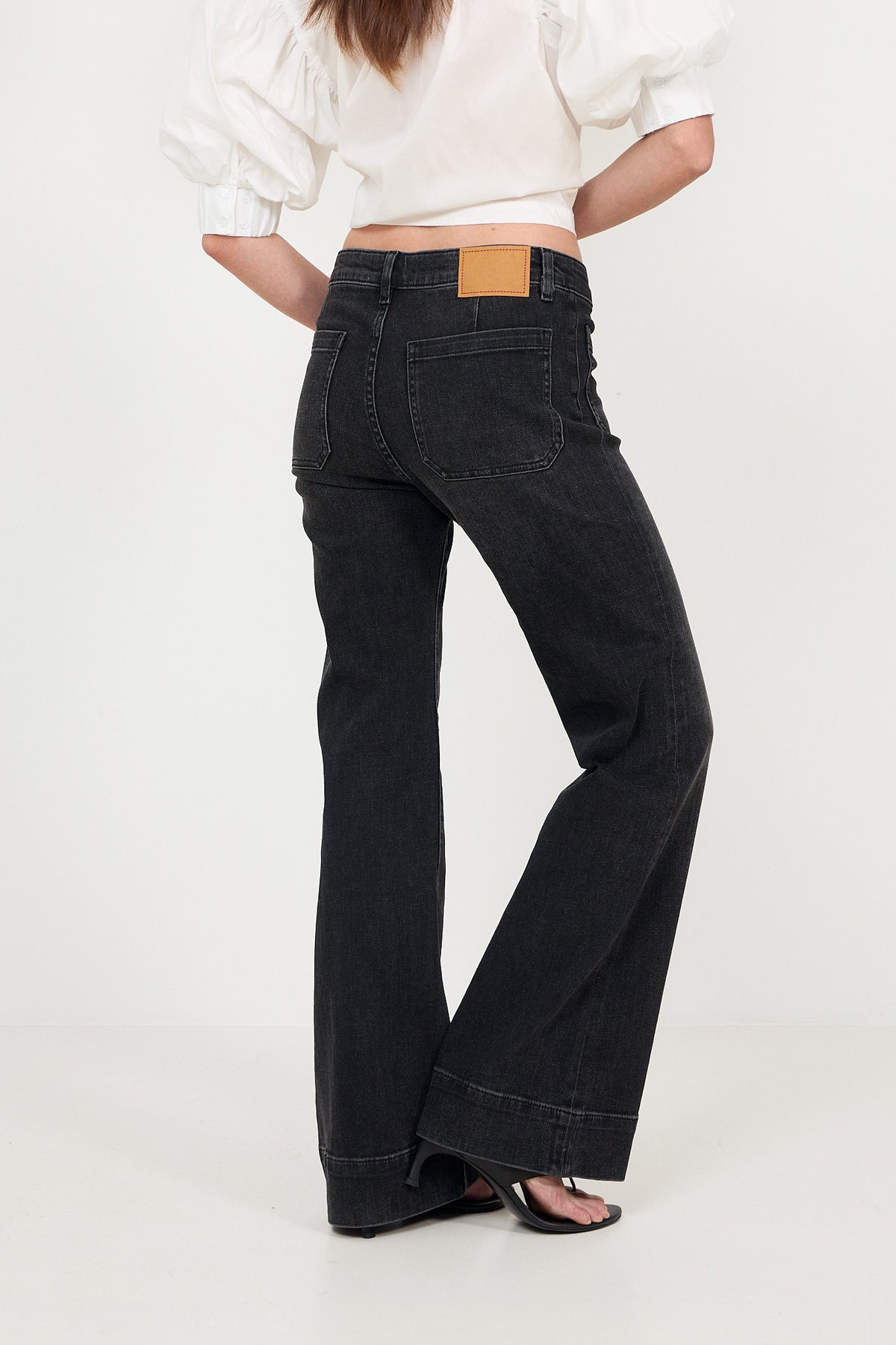 St Monica Low - Washed Black