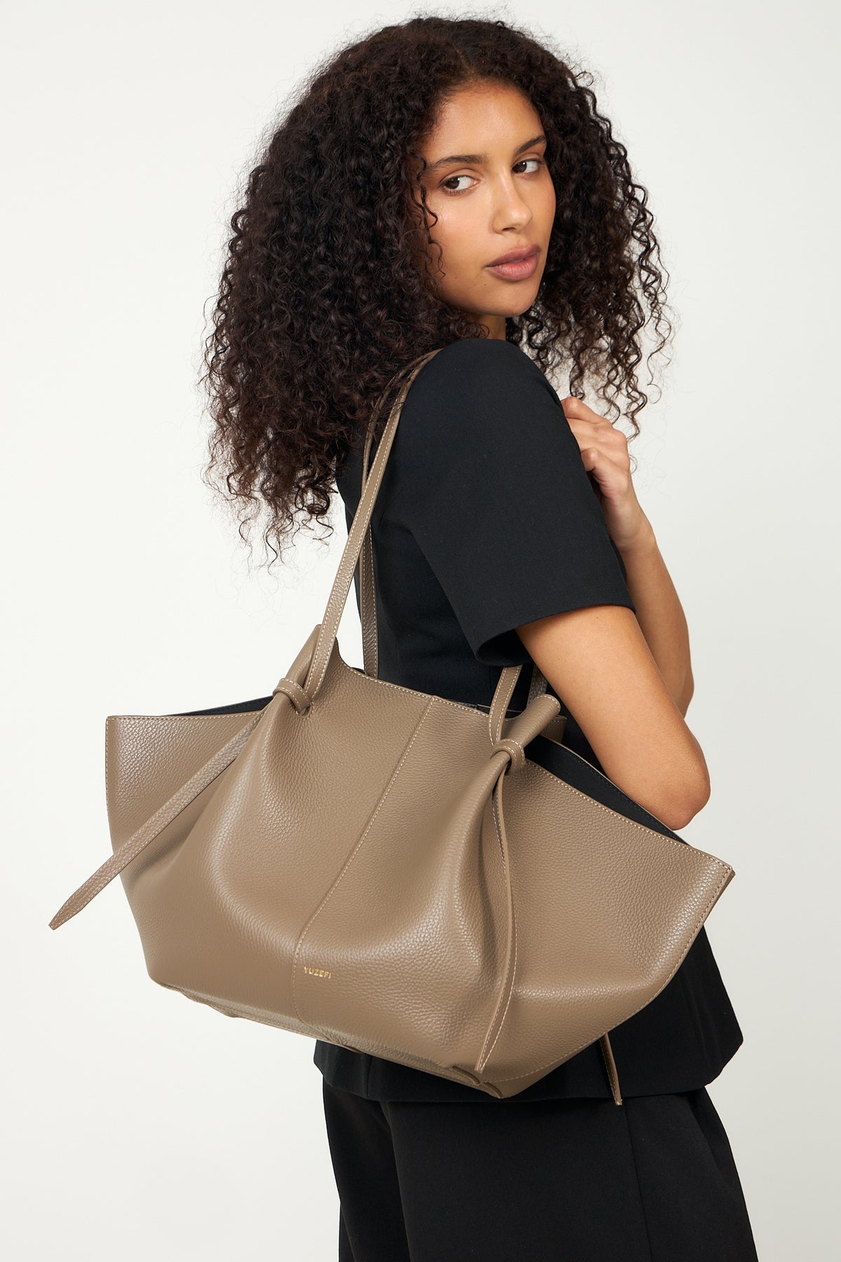 Large Mochi Pebble Grain Leather - Taupe