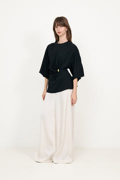 Zilla Brooch Detailed Blouse - Black