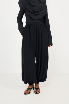 Balloon Pleated Pants - Black