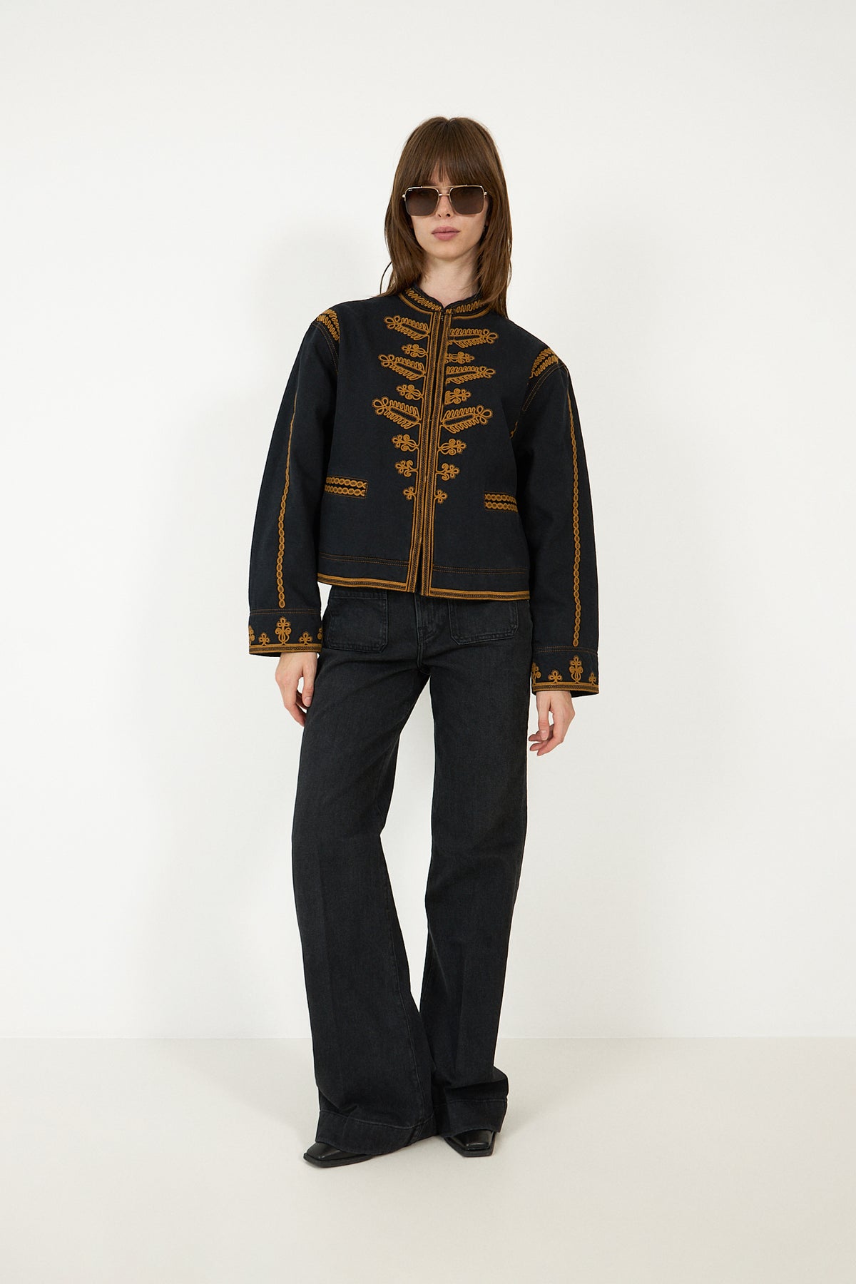 Emalia - Black