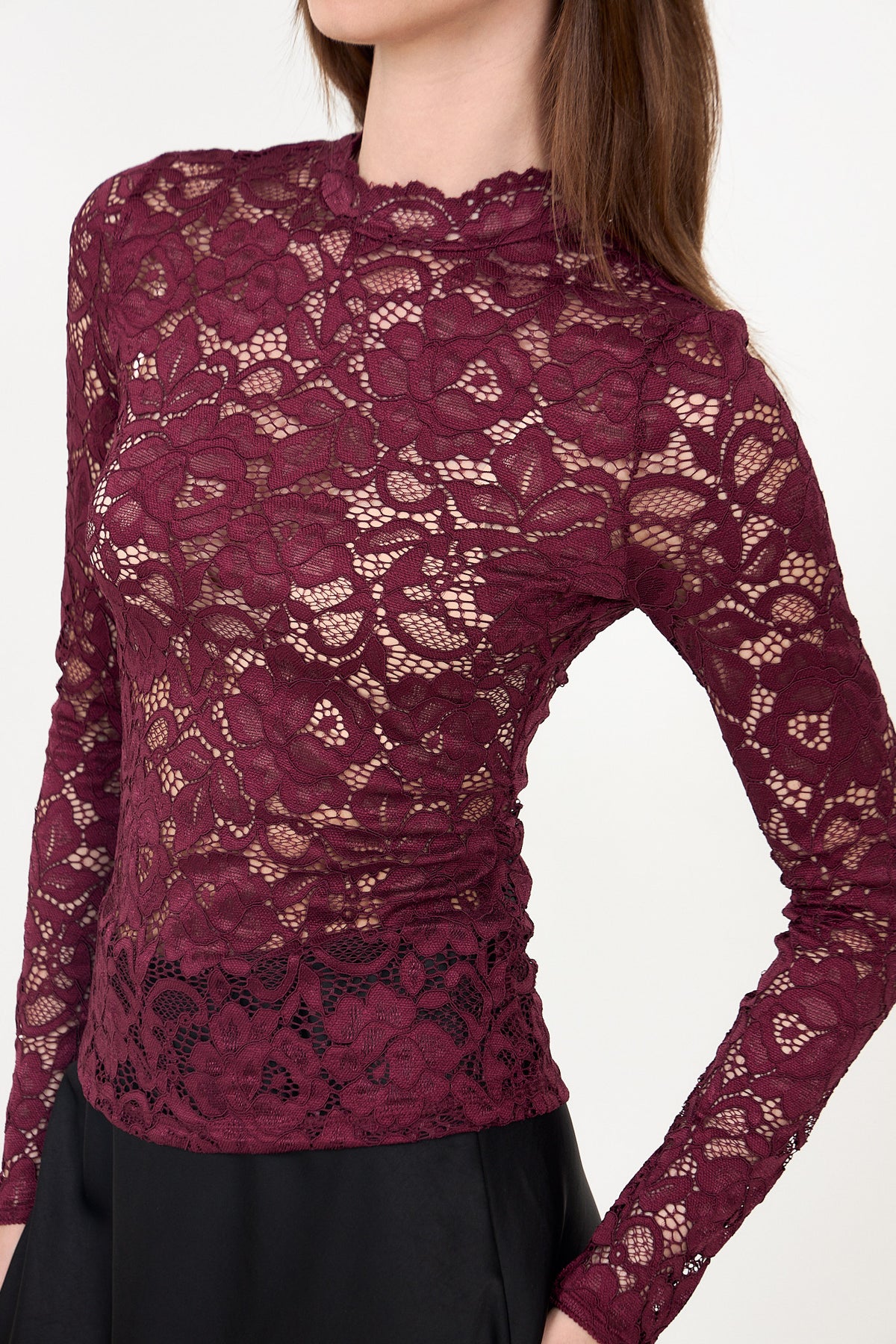 Yaslacey Ls Lace Top S - Port Royale