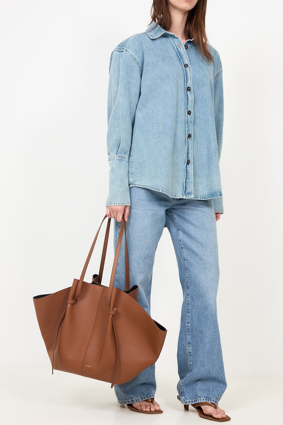 XL Mochi Pebble Grain Leather - Hazel