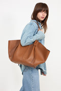 XL Mochi Pebble Grain Leather - Hazel