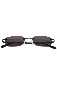 KP02 - Black