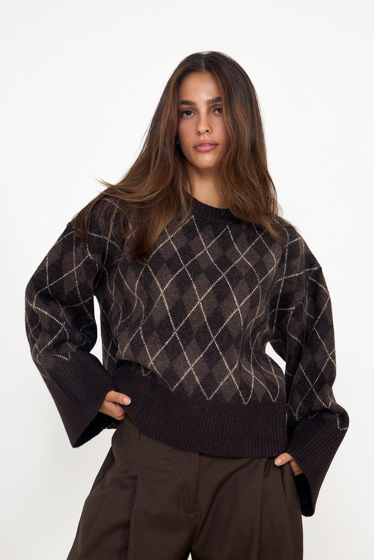 Kick Check Knit Blouse - Dark Brown