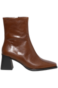 5002-001 Hedda - Chestnut