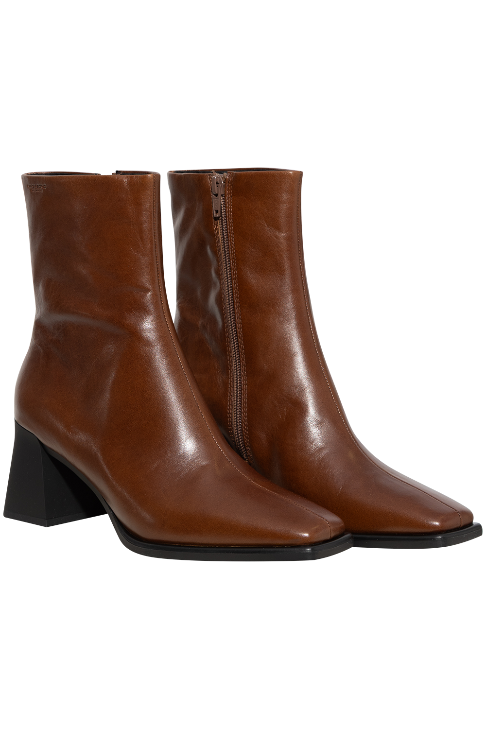 5002-001 Hedda - Chestnut