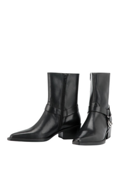 6210 Kelsey - Black