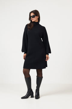 Mercy East M Dress - Black