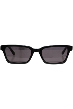 KP01 - Black