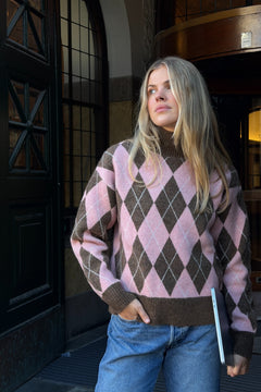Eve Wool Argyle Sweater - Pink