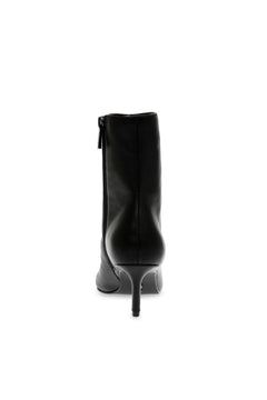 Lulah - Black Leather