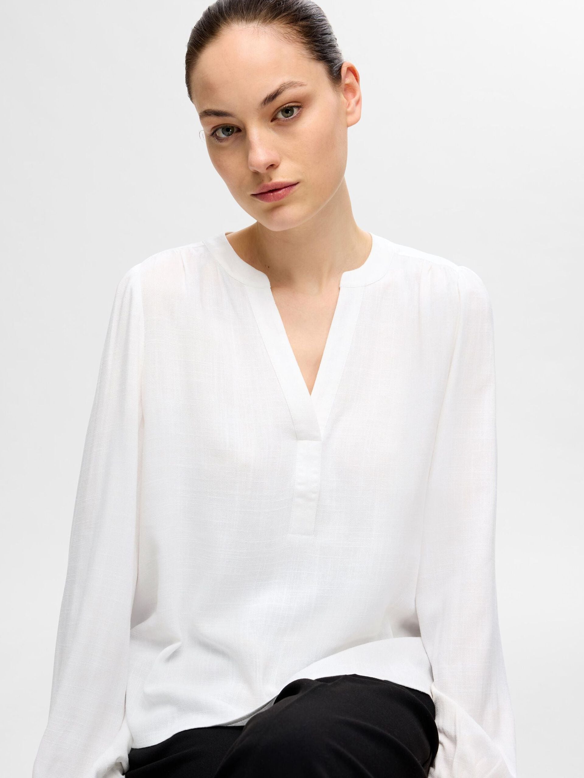 Viva Ls V-Neck Top - Snow White