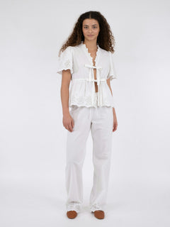 Satsi Embroidery Blouse - White