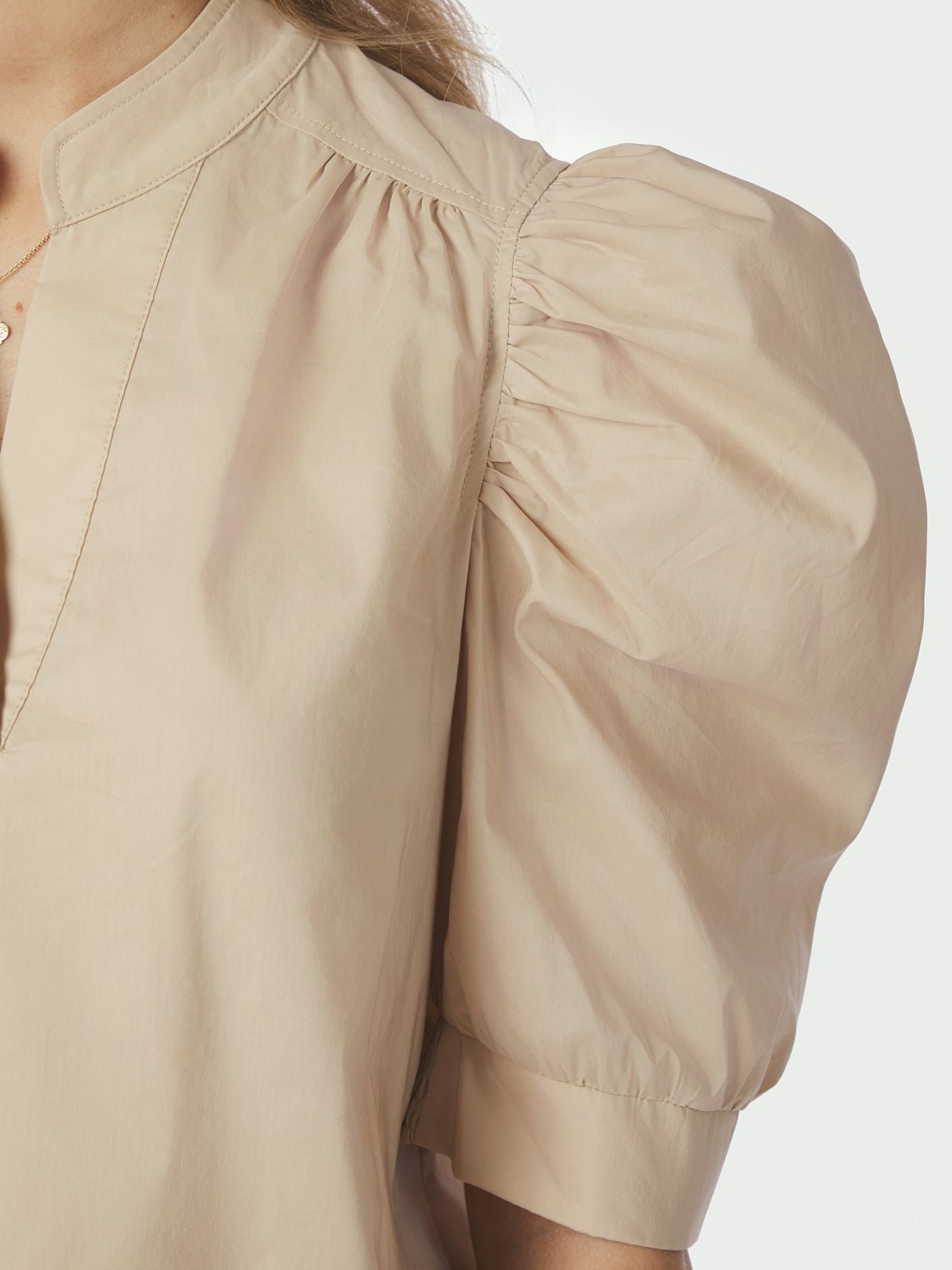 Roella Poplin Blouse - Dark Sand