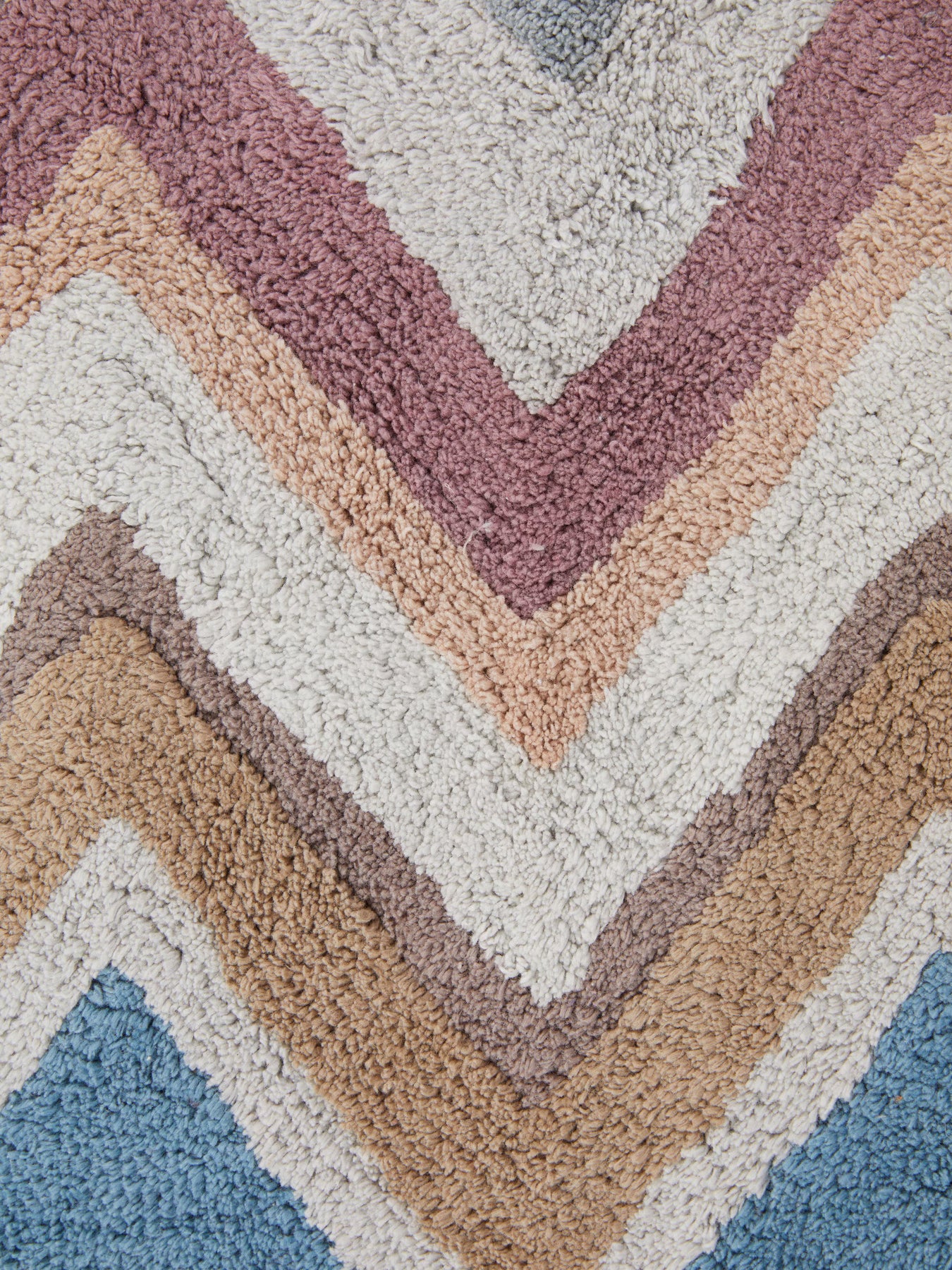Amone Bath Mat - Black Multicolor