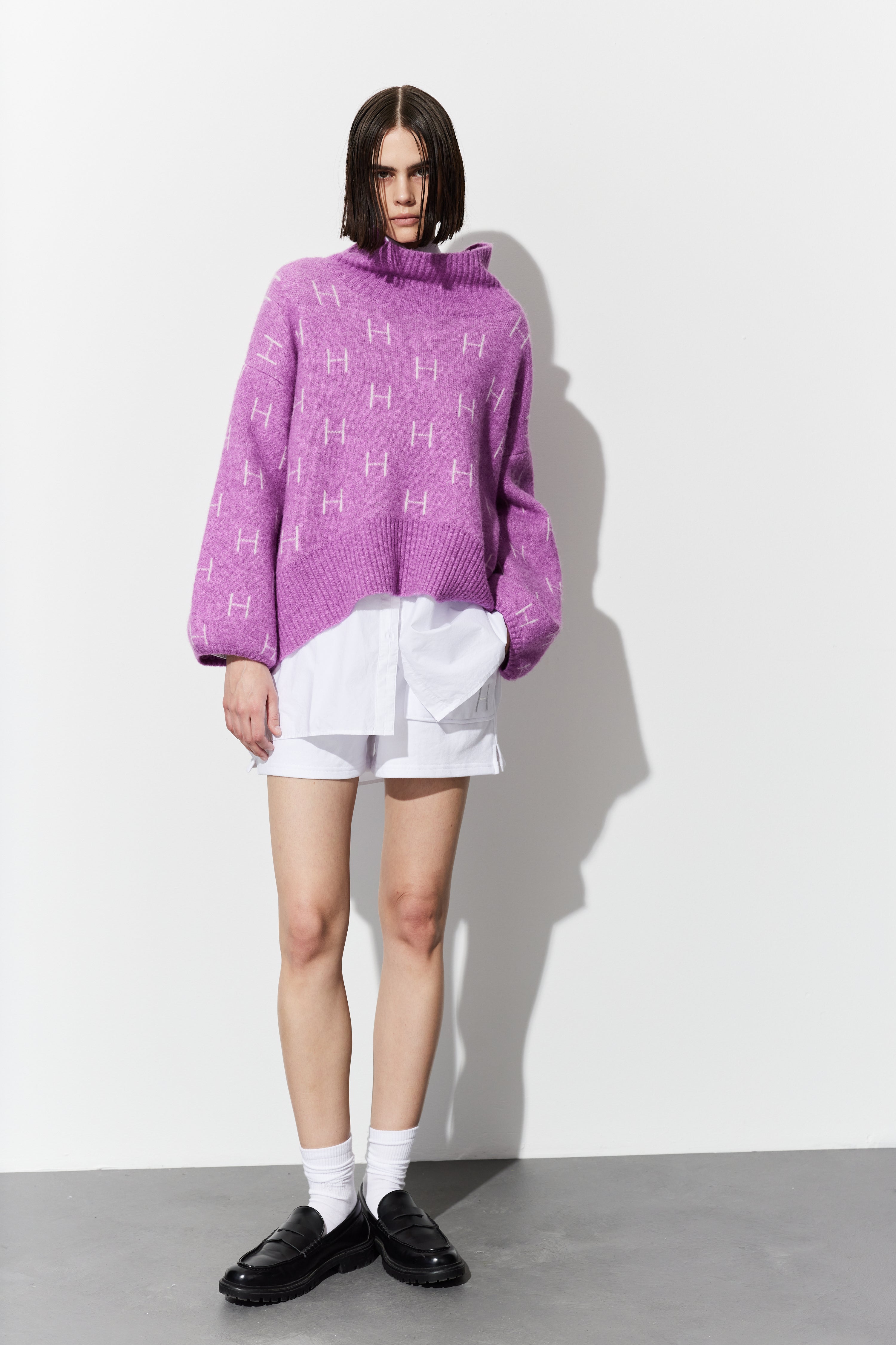 Fam Sweater Short - Radiant Orchid