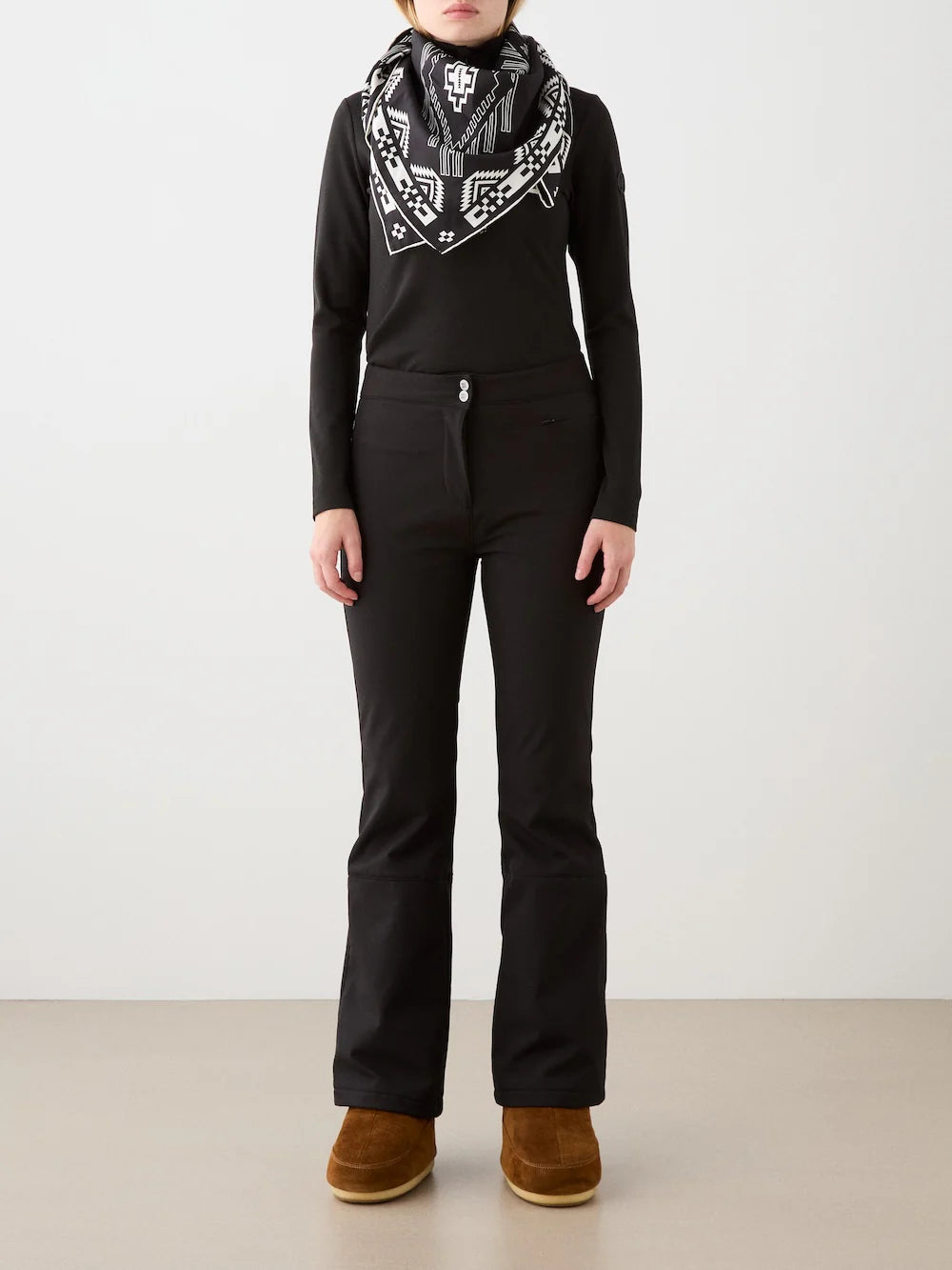 Tyin Bootleg Skipant - Black
