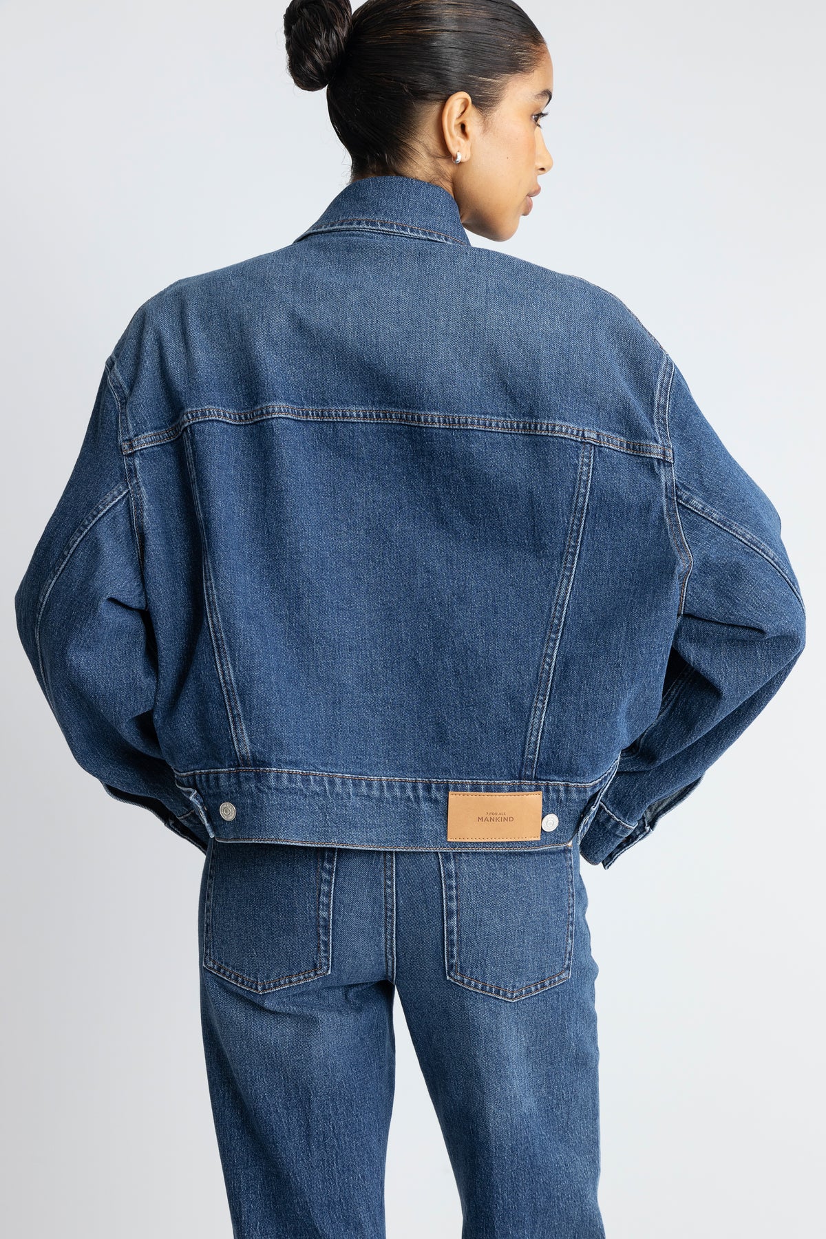 Oli Cropped Trucker - Artifact