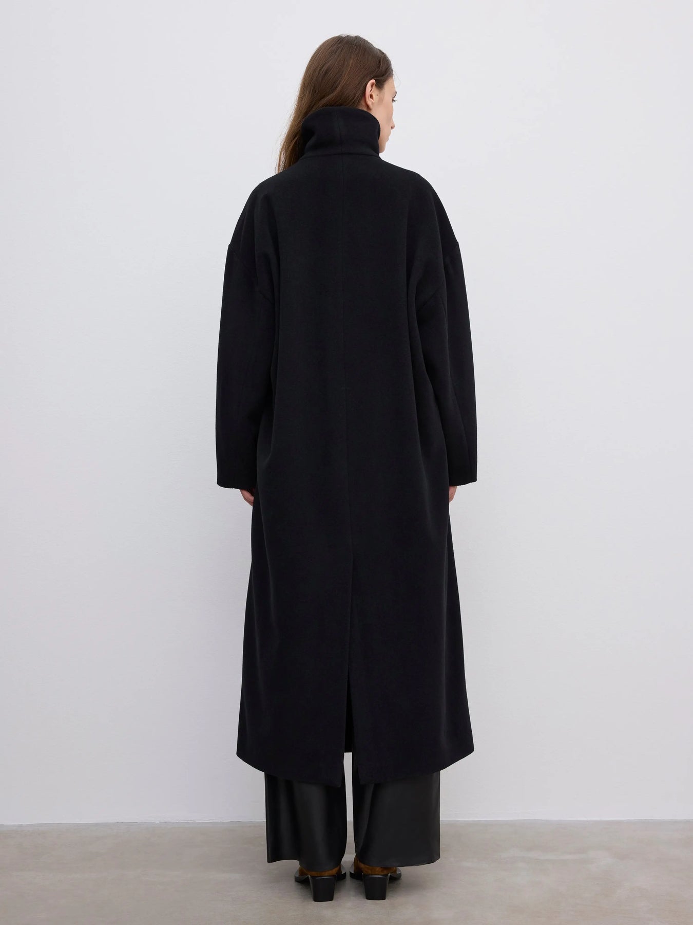 Relaxed Wool Coat - Black