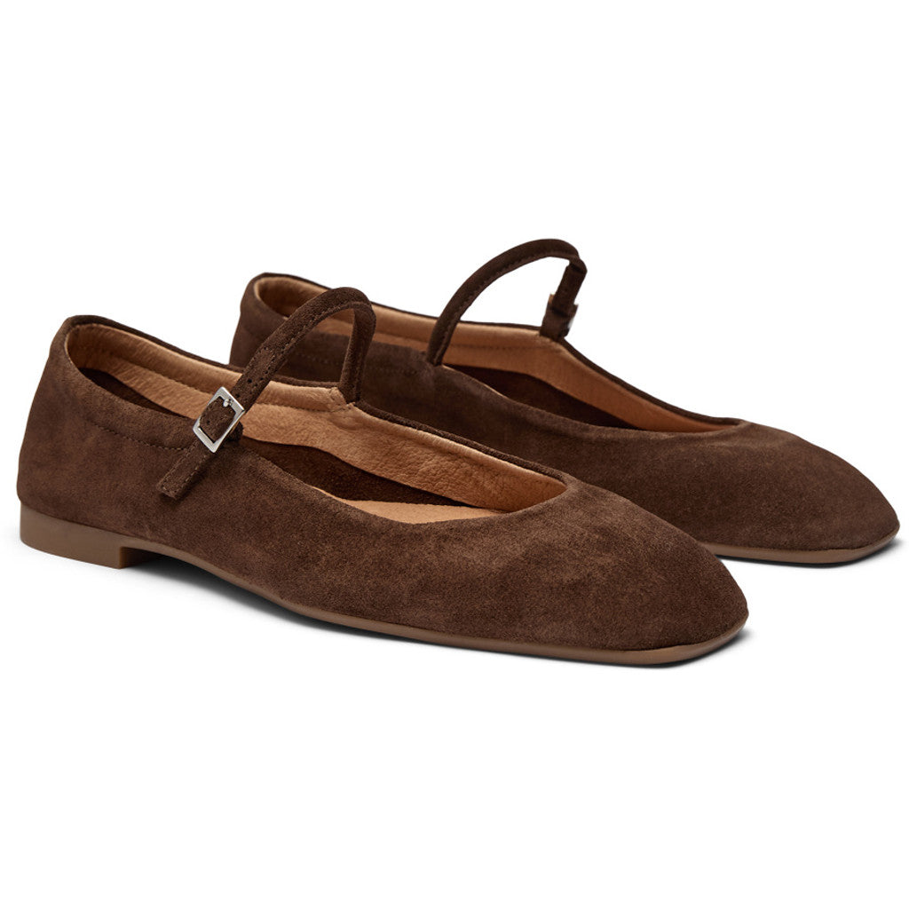 Elga - Brown Suede