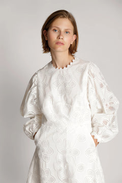 Melinis - White