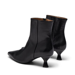 Wilma - Black