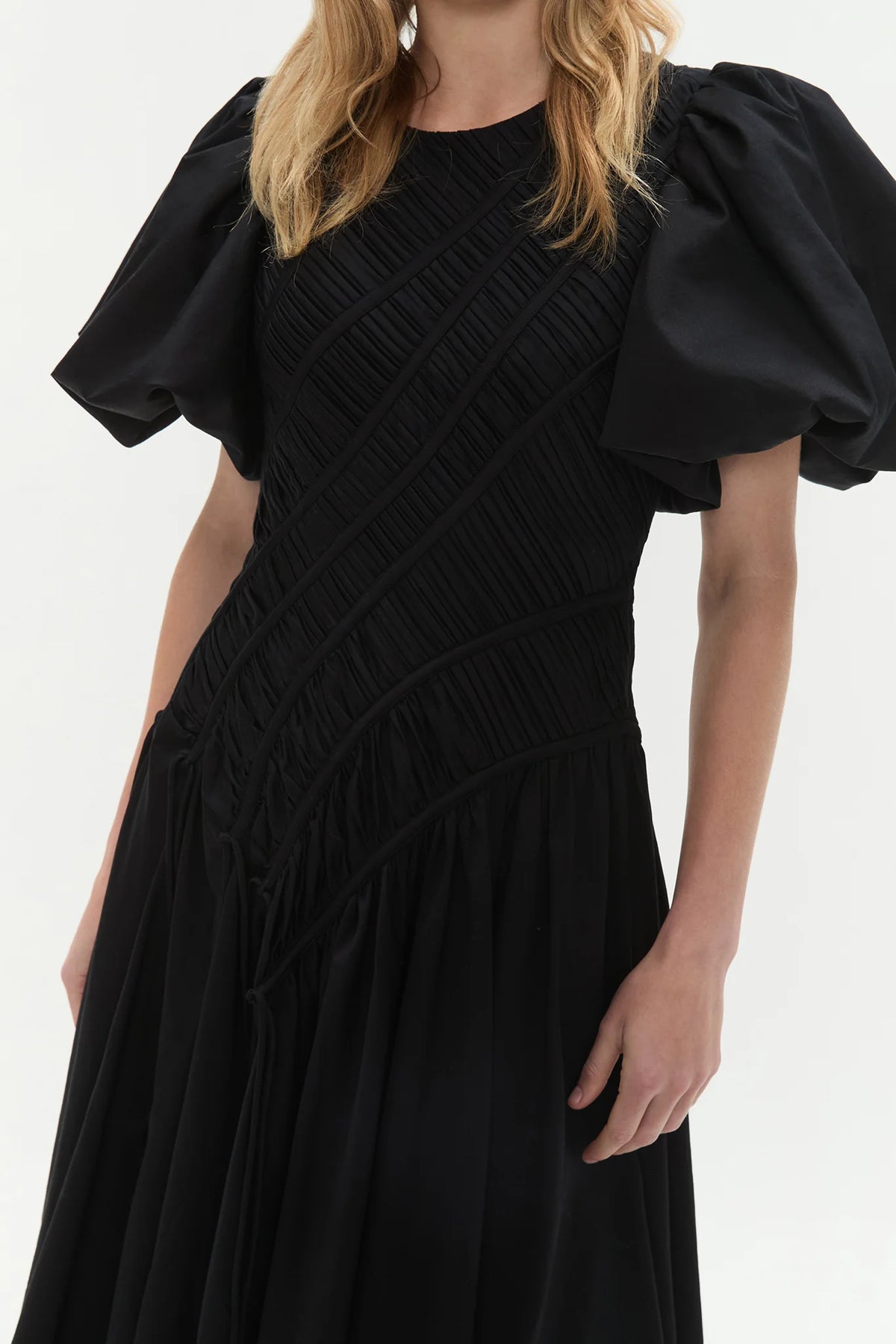 Wisteria Midi Dress - Black