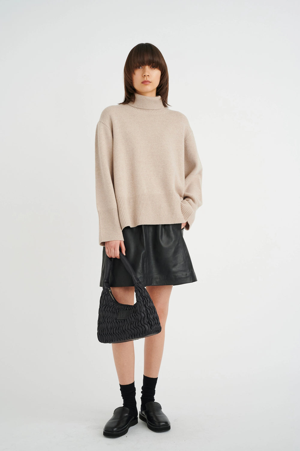 WookIW Short Skirt - Black